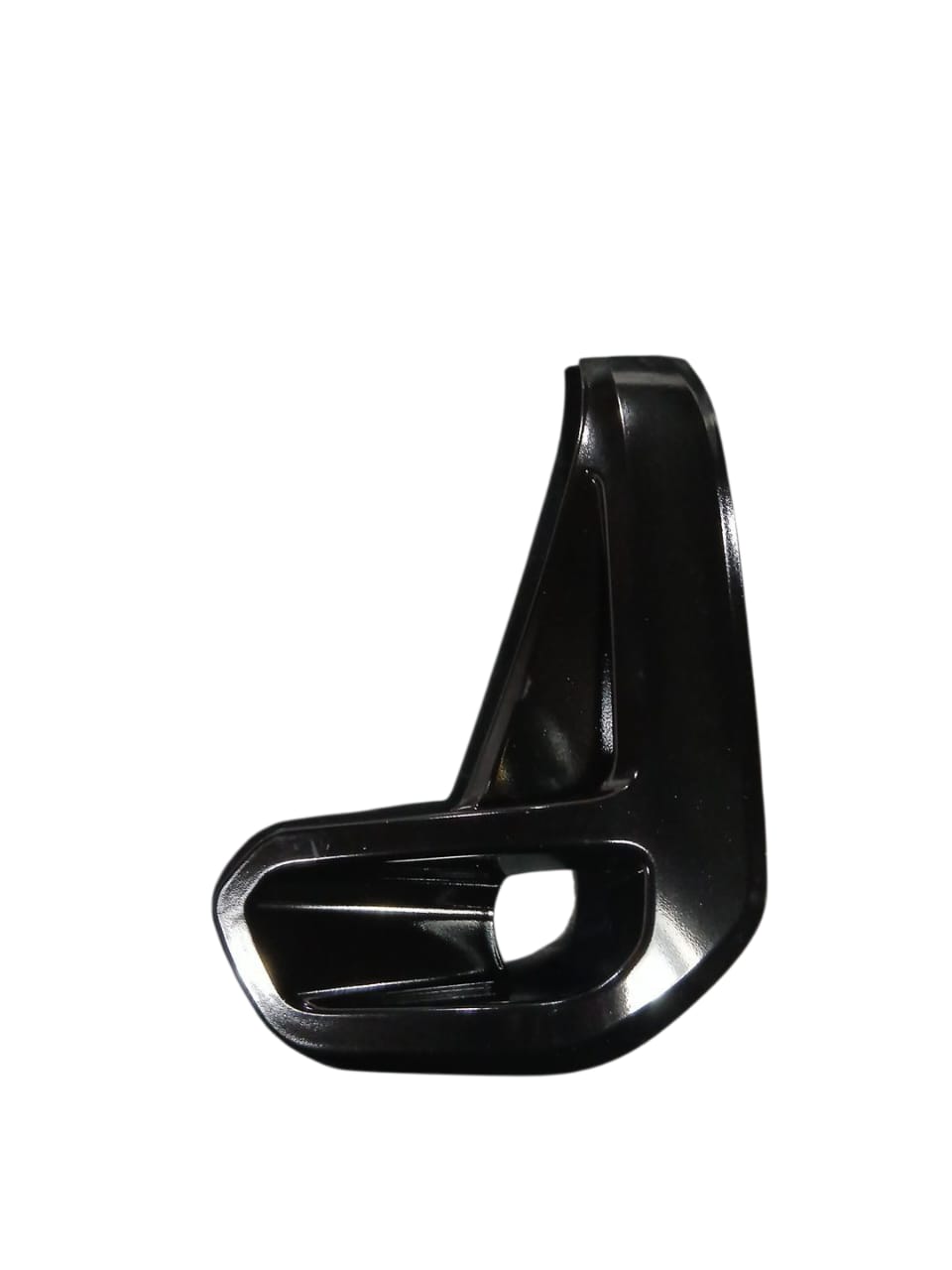 REJILLA LATERAL DERECHA DE PARAGOLPE NEGRO BR AD. HILUX 21 - 23