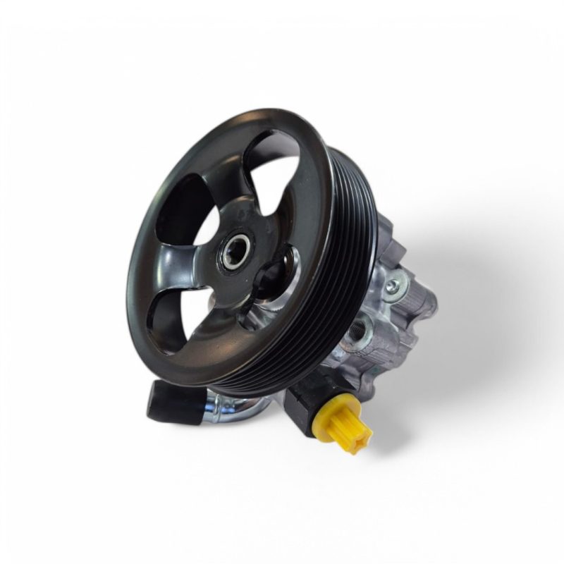 BOMBA HIDRAULICA TOYOTA  HILUX 2016